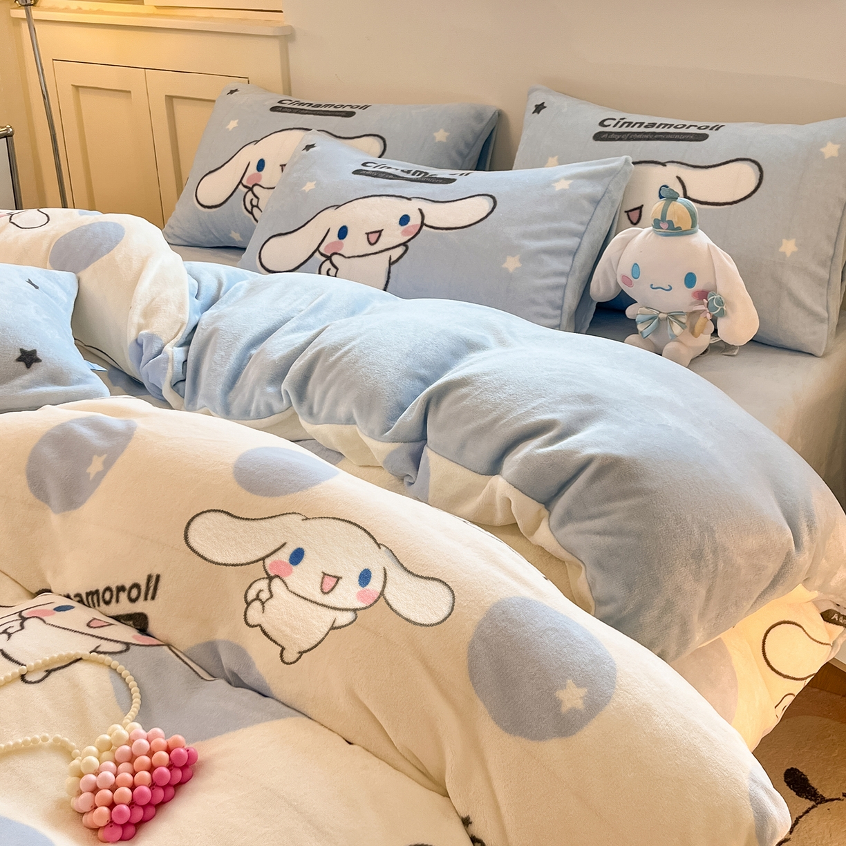 金爱家 2025新品正版三丽鸥授权Kitty数码大版枕套混搭卡通加厚高克重牛奶绒系列四件 绒三丽鸥-混搭玉桂狗