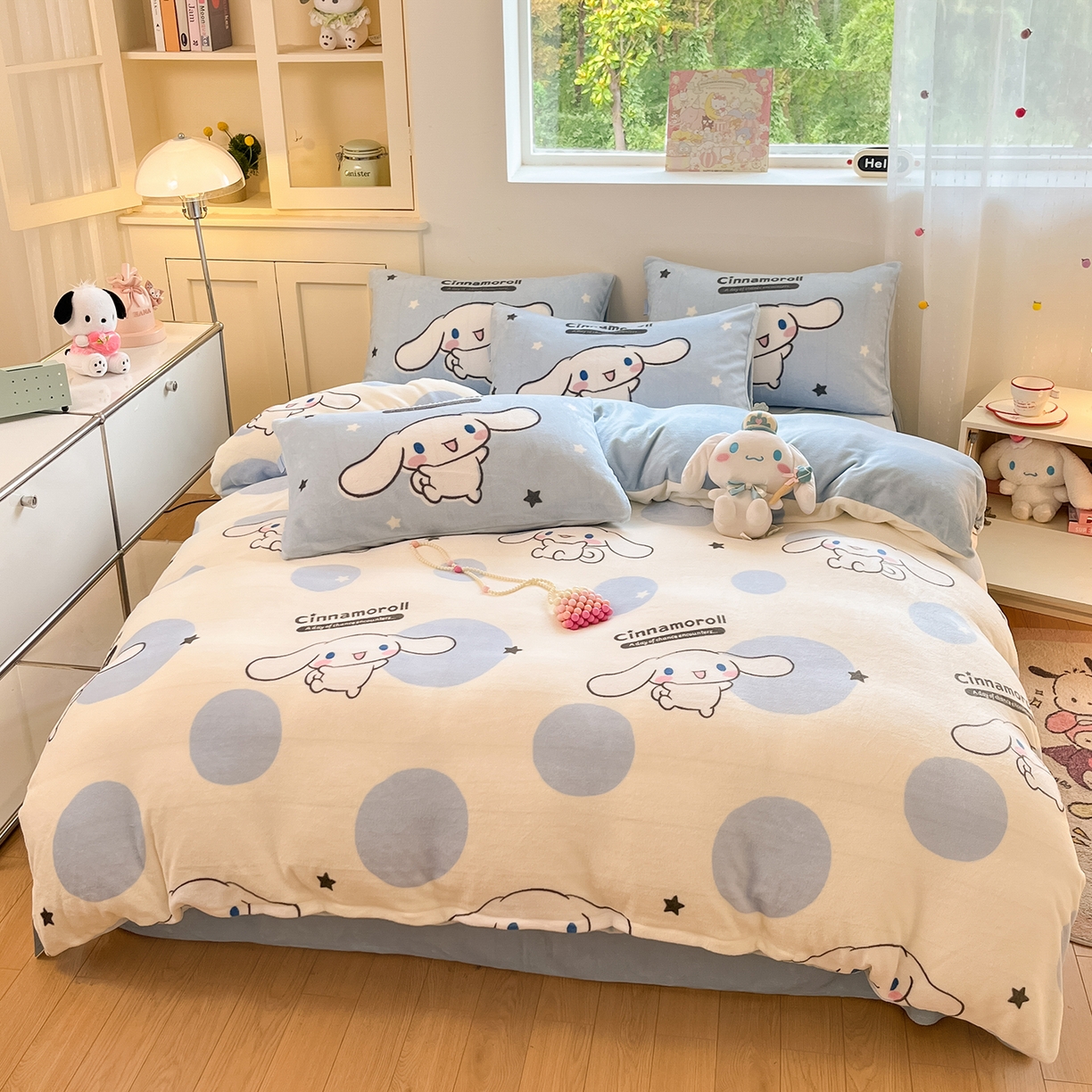 91家纺网 家纺一手货源 找家纺 金爱家 2025新品正版三丽鸥授权Kitty数码大版枕套混搭卡通加厚高克重牛奶绒系列四件 绒三丽鸥-混搭玉桂狗