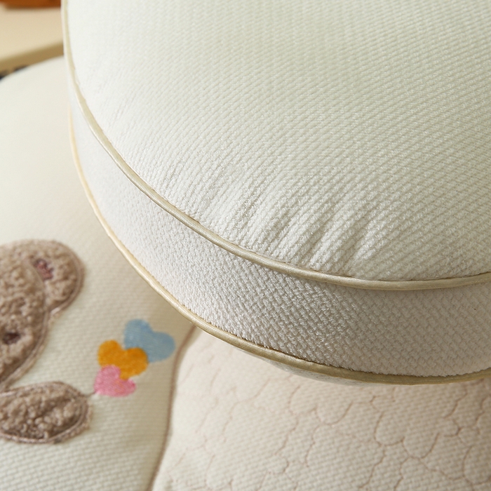 91家纺网 家纺一手货源 找家纺 金牛枕芯 2025新款亲肤舒适儿童护脊枕枕头枕芯-奶糖熊 奶糖熊-卡其