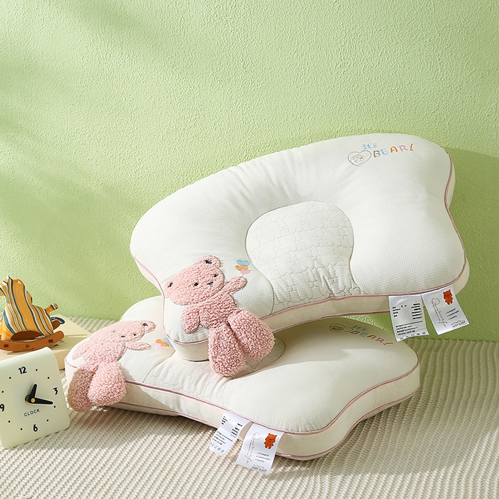 91家纺网 家纺一手货源 找家纺 金牛枕芯 2025新款亲肤舒适儿童护脊枕枕头枕芯-奶糖熊 奶糖熊-粉色