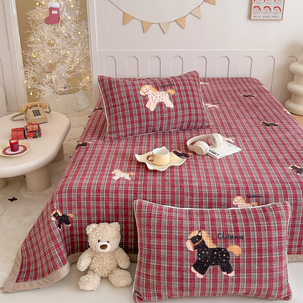 （总）RYB红黄兰 2025新款设计师原创数码印花牛奶绒夹棉床盖三件套