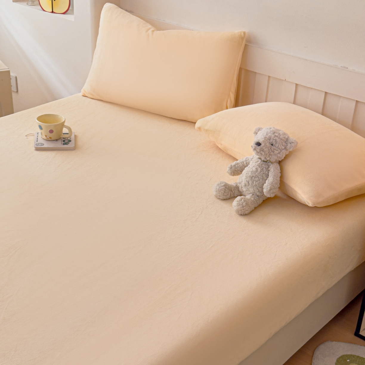 91家纺网 家纺一手货源 找家纺 富阿娜家纺 2025新款牛奶绒纯色床笠三件套 奶盐黄