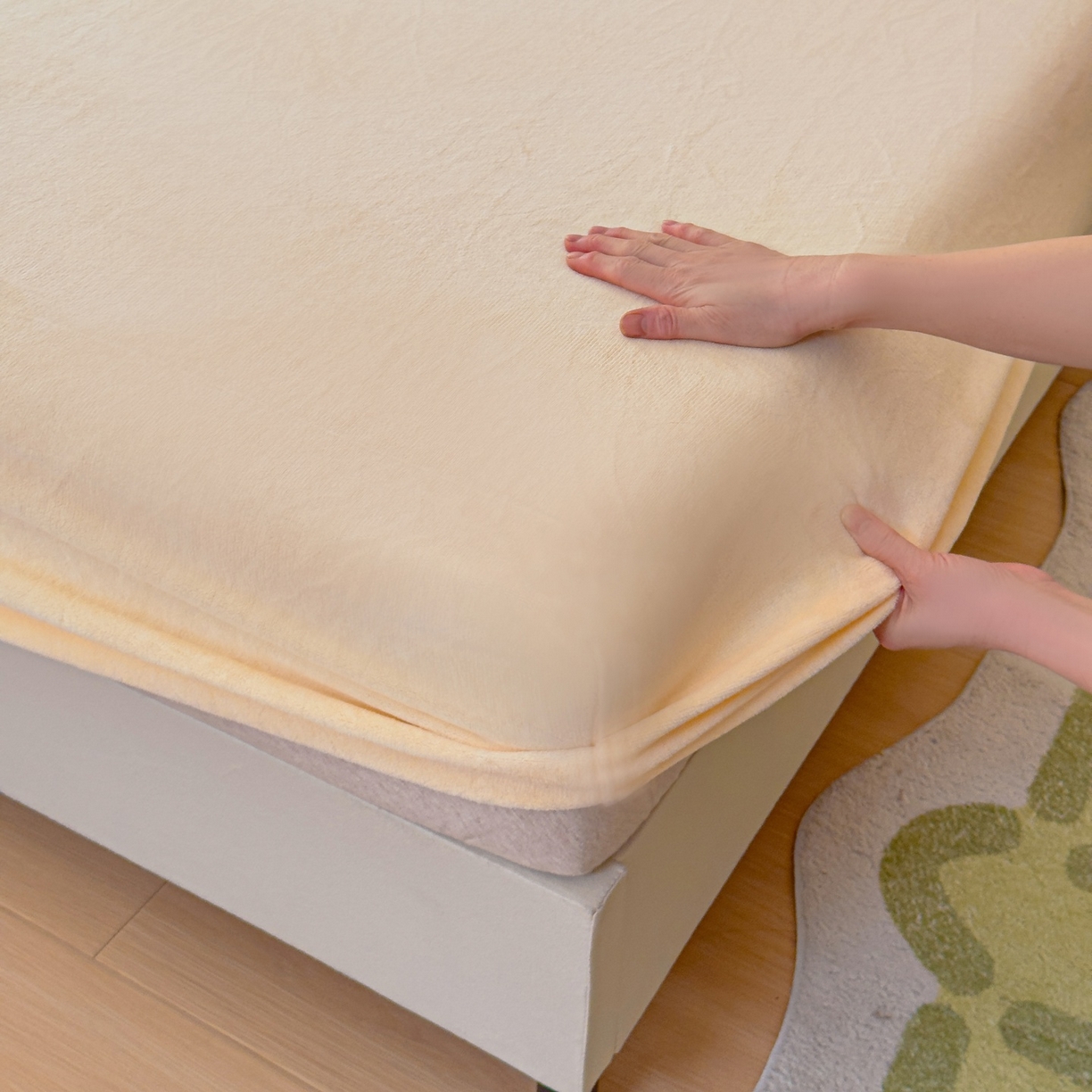 91家纺网 家纺一手货源 找家纺 富阿娜家纺 2025新款牛奶绒纯色床笠三件套 奶盐黄