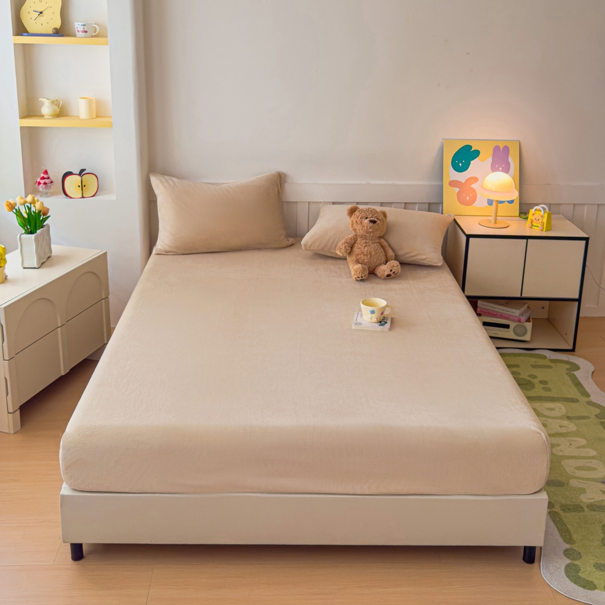 91家纺网 家纺一手货源 找家纺 富阿娜家纺 2025新款牛奶绒纯色床笠三件套 暖米杏