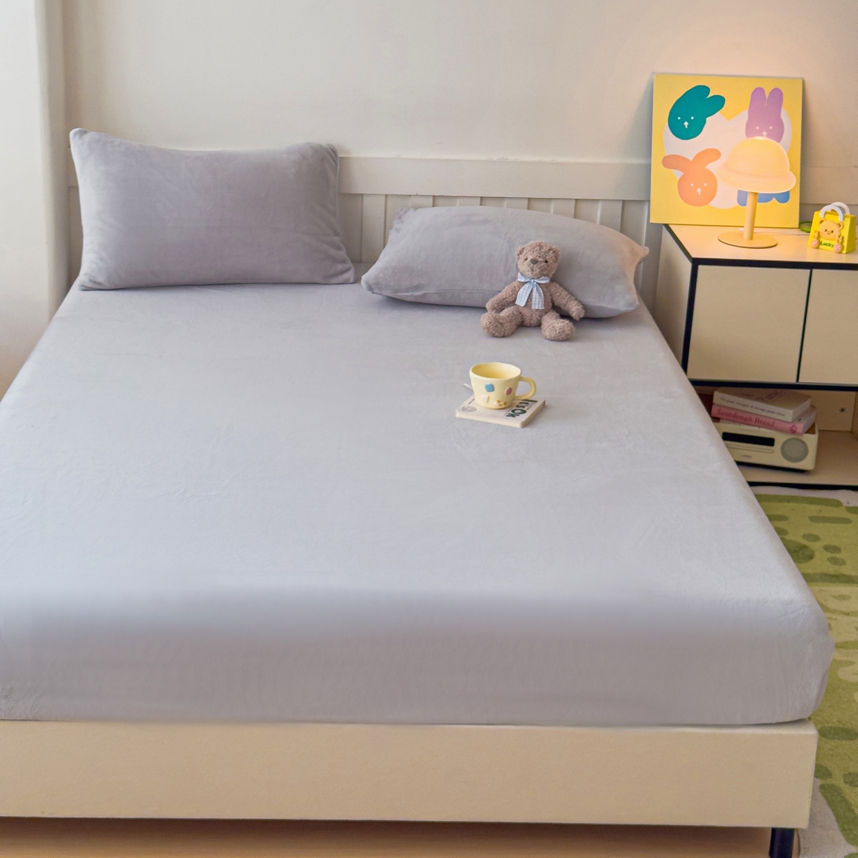 91家纺网 家纺一手货源 找家纺 富阿娜家纺 2025新款牛奶绒纯色床笠三件套 浅灰