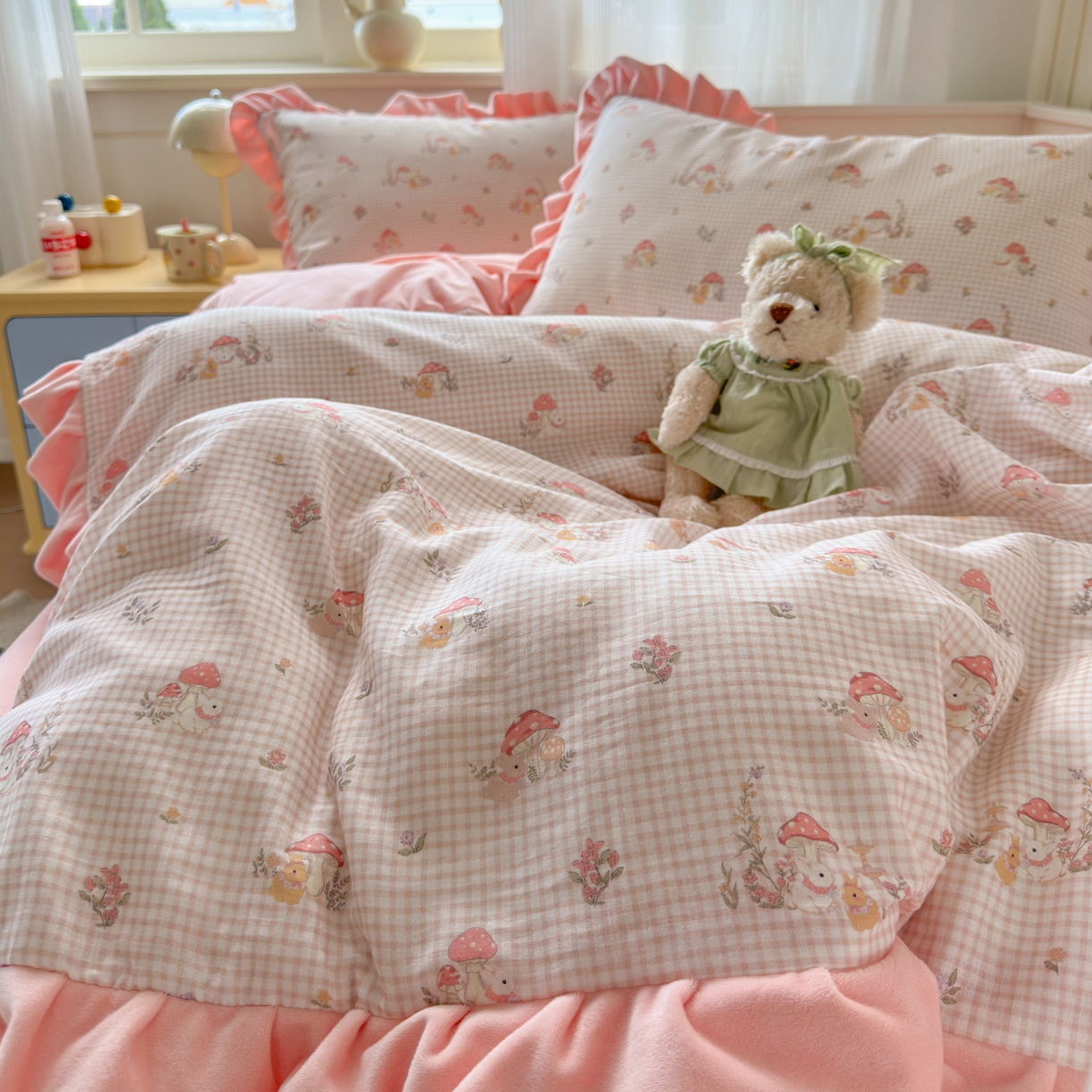 91家纺网 家纺一手货源 找家纺 （总）淑女公社家纺 2025秋冬新款纯棉双层纱加韩国绒四件套