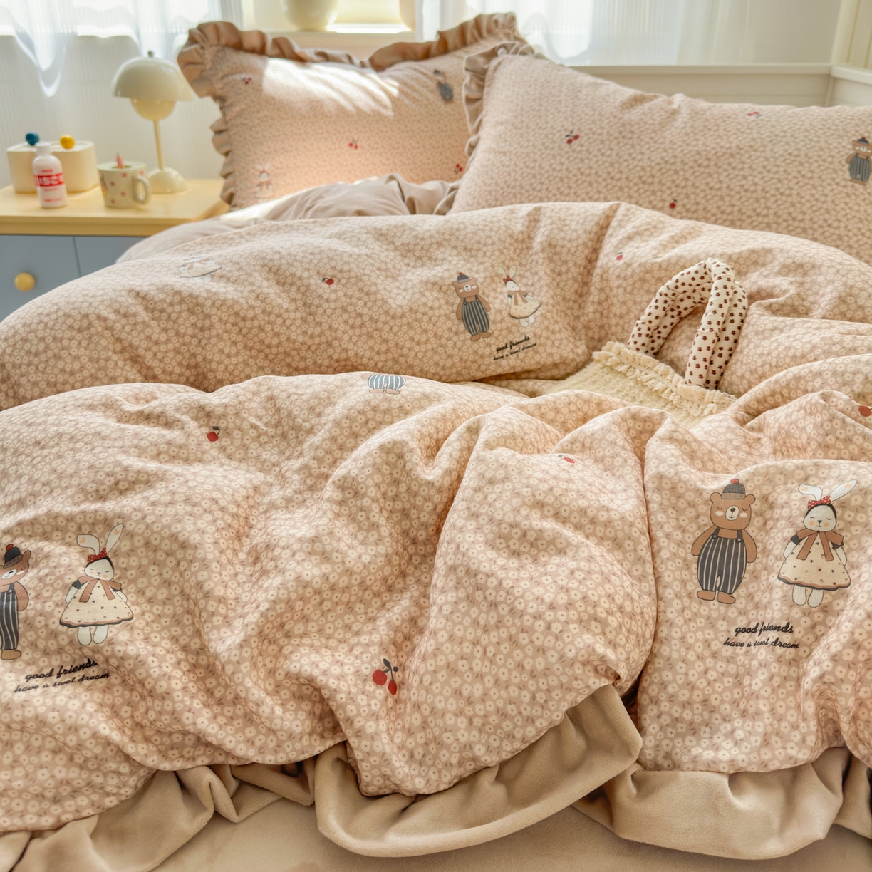 91家纺网 家纺一手货源 找家纺 （总）淑女公社家纺 2025秋冬新款纯棉双层纱加韩国绒四件套