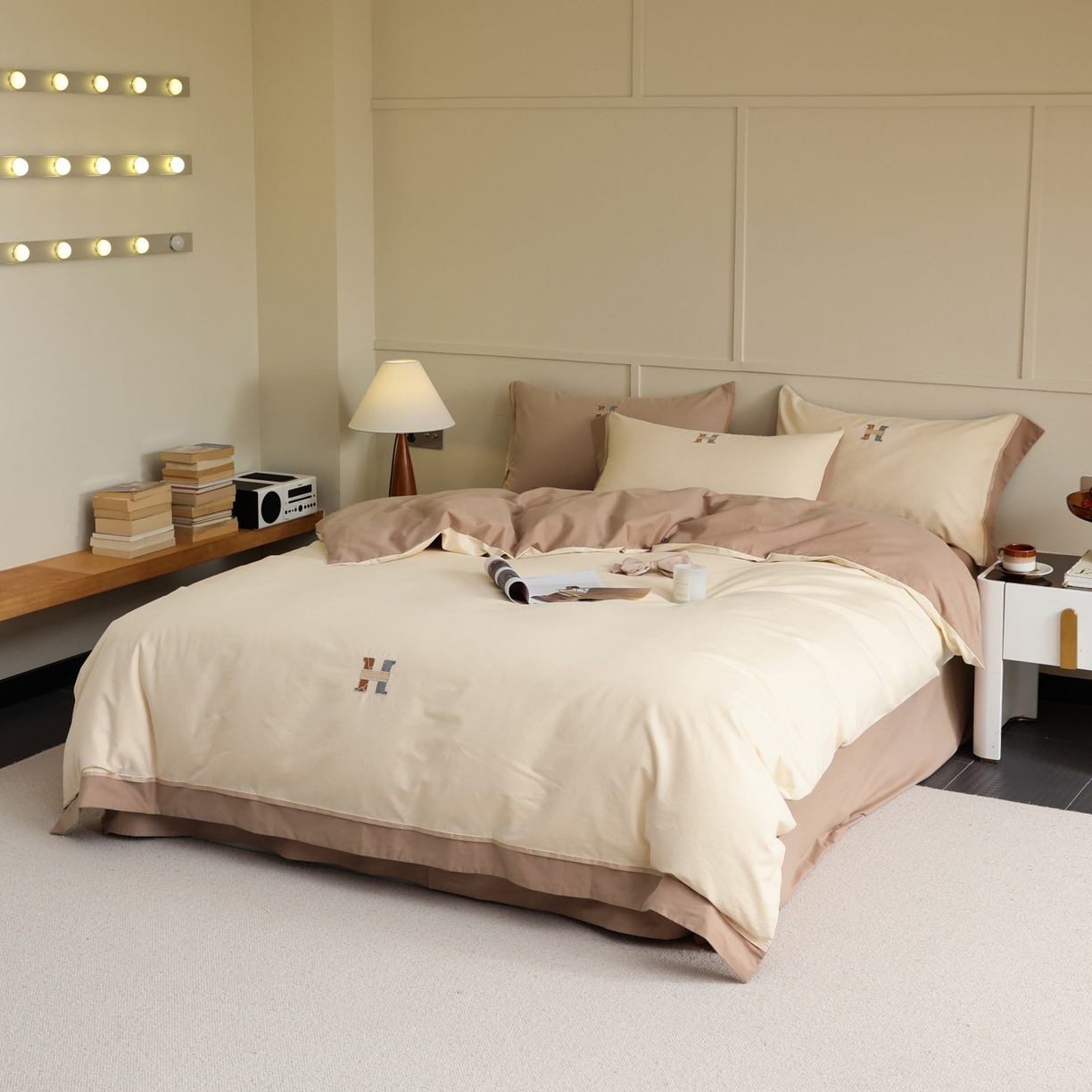 91家纺网 家纺一手货源 找家纺 （总）初拾 2025新款全棉磨毛小资系列绣花四件套-纽约日报（控价不低于368元 会员减 20）