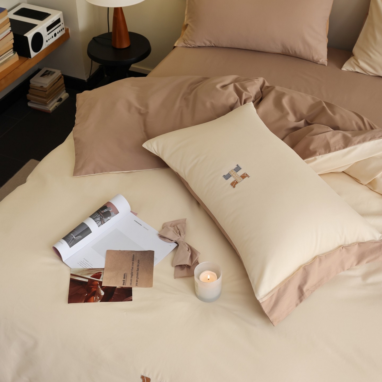 91家纺网 家纺一手货源 找家纺 （总）初拾 2025新款全棉磨毛小资系列绣花四件套-纽约日报（控价不低于368元 会员减 20）