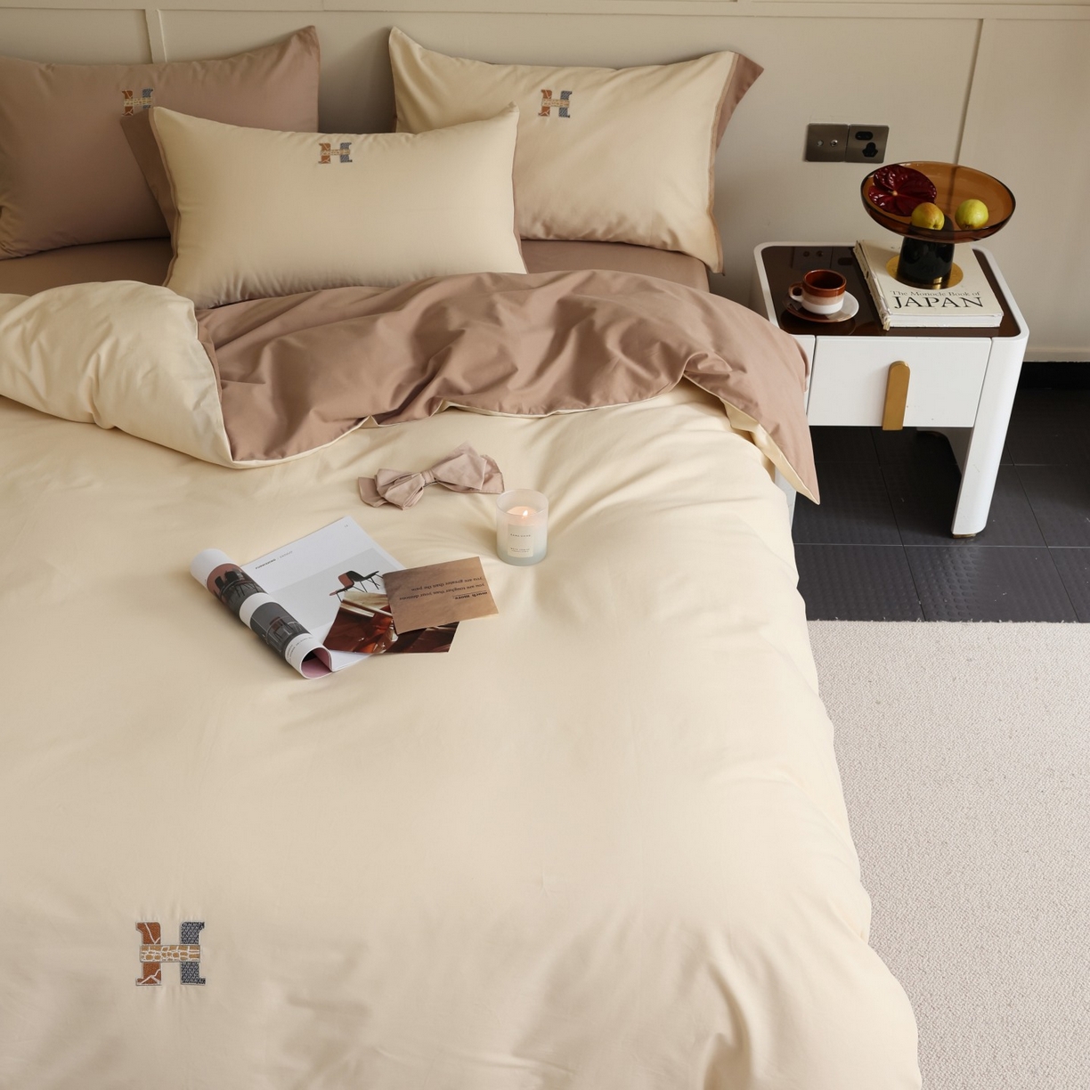 91家纺网 家纺一手货源 找家纺 （总）初拾 2025新款全棉磨毛小资系列绣花四件套-纽约日报（控价不低于368元 会员减 20）