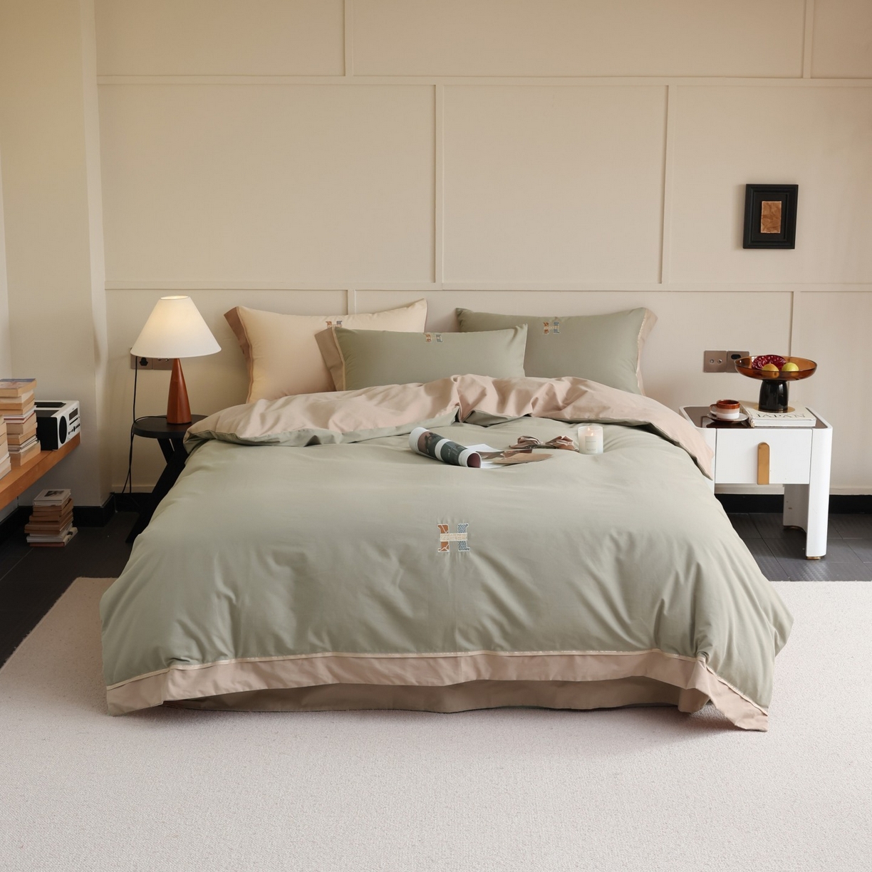 91家纺网 家纺一手货源 找家纺 初拾 2025新款全棉磨毛小资系列绣花四件套-纽约日报（控价不低于368元 会员减 20） 纽约日报-抹茶慕斯