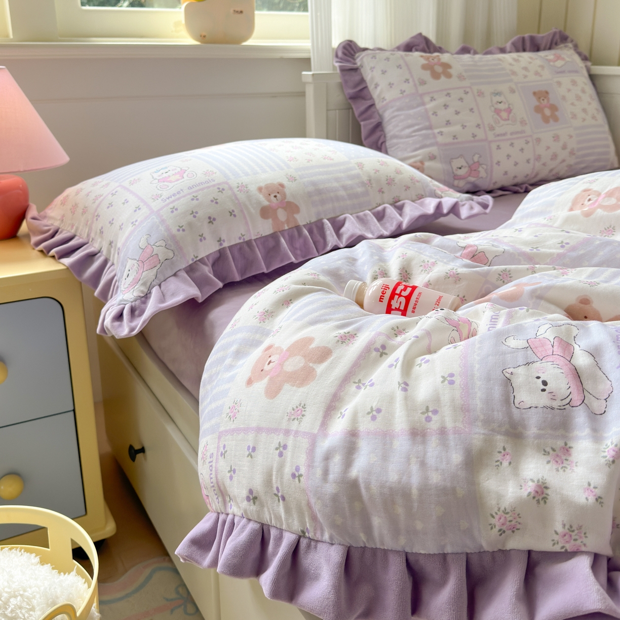 91家纺网 家纺一手货源 找家纺 淑女公社家纺 2025秋冬新款纯棉双层纱加韩国绒四件套 欢乐熊