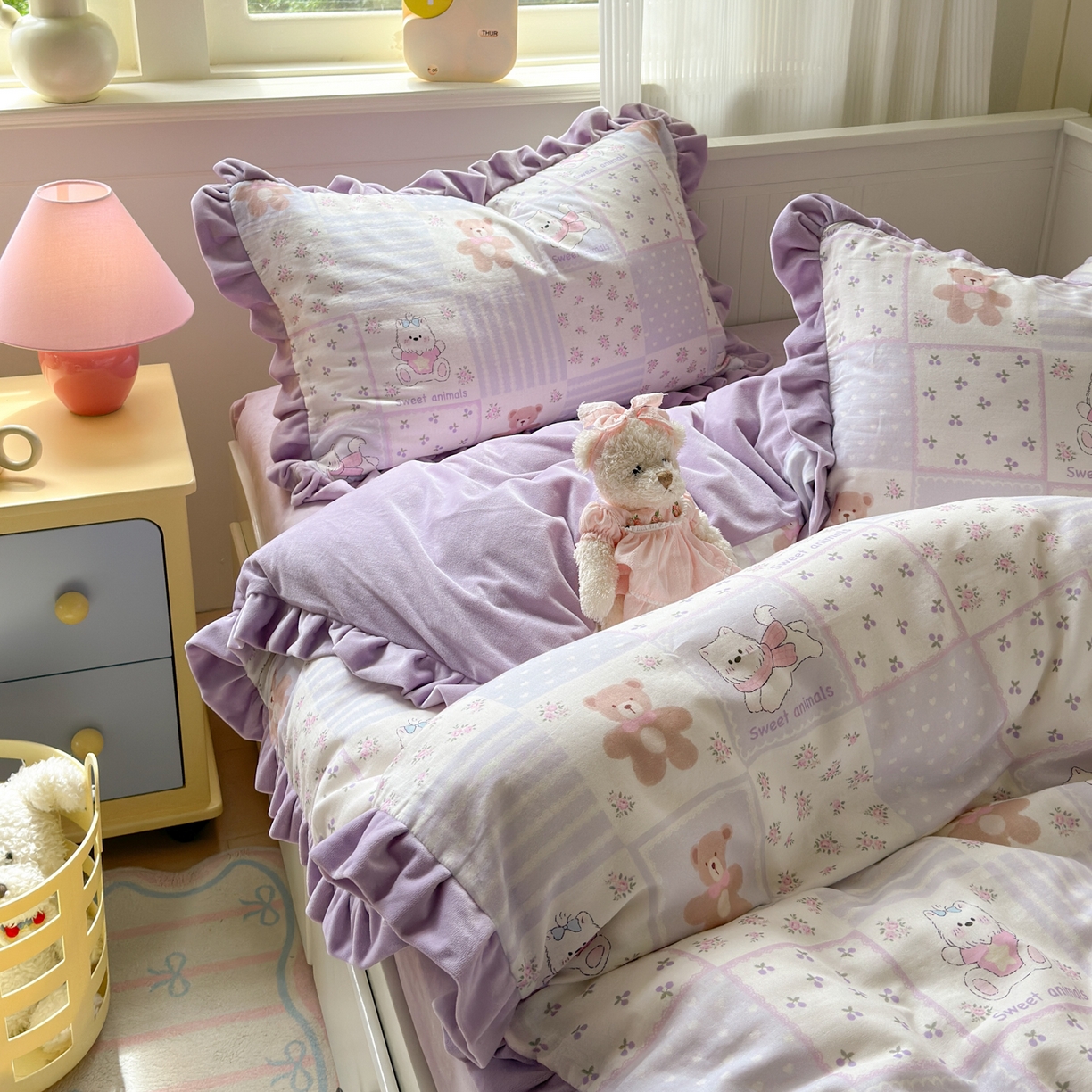 91家纺网 家纺一手货源 找家纺 淑女公社家纺 2025秋冬新款纯棉双层纱加韩国绒四件套 欢乐熊