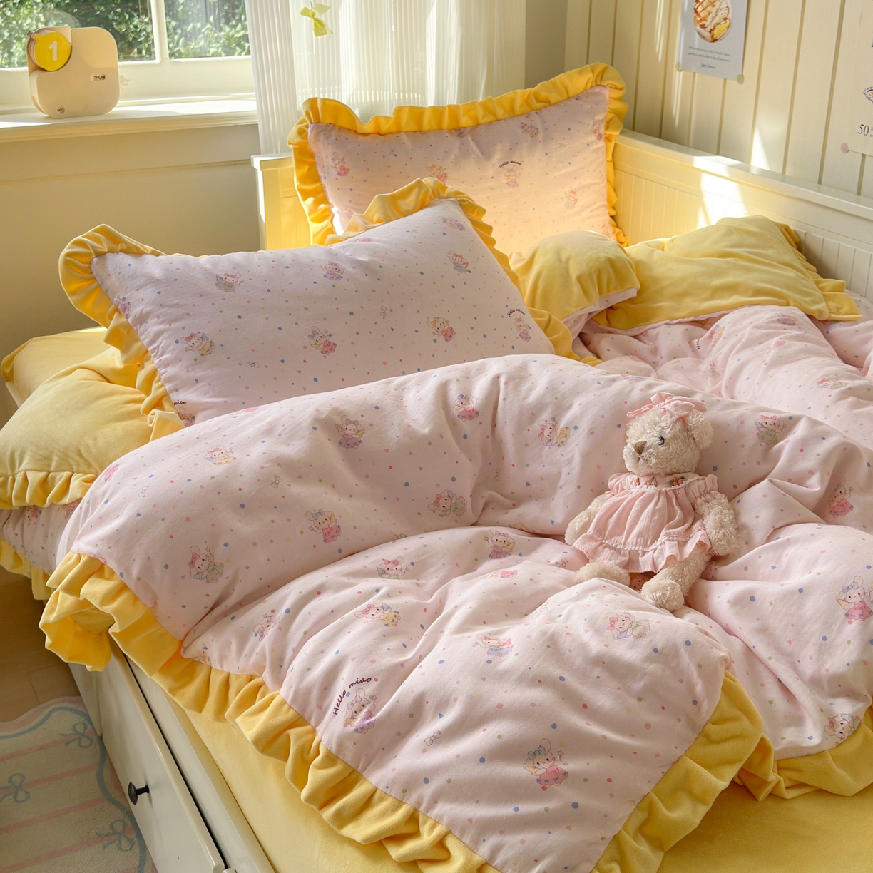 91家纺网 家纺一手货源 找家纺 淑女公社家纺 2025秋冬新款纯棉双层纱加韩国绒四件套 萌萌小兔