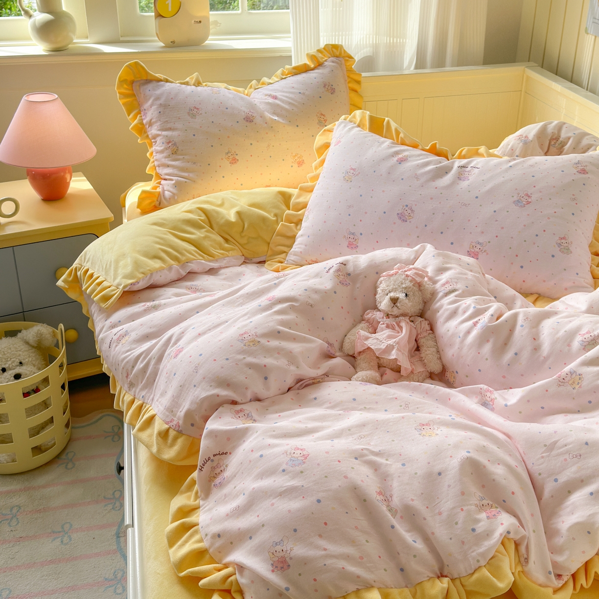 91家纺网 家纺一手货源 找家纺 淑女公社家纺 2025秋冬新款纯棉双层纱加韩国绒四件套 萌萌小兔