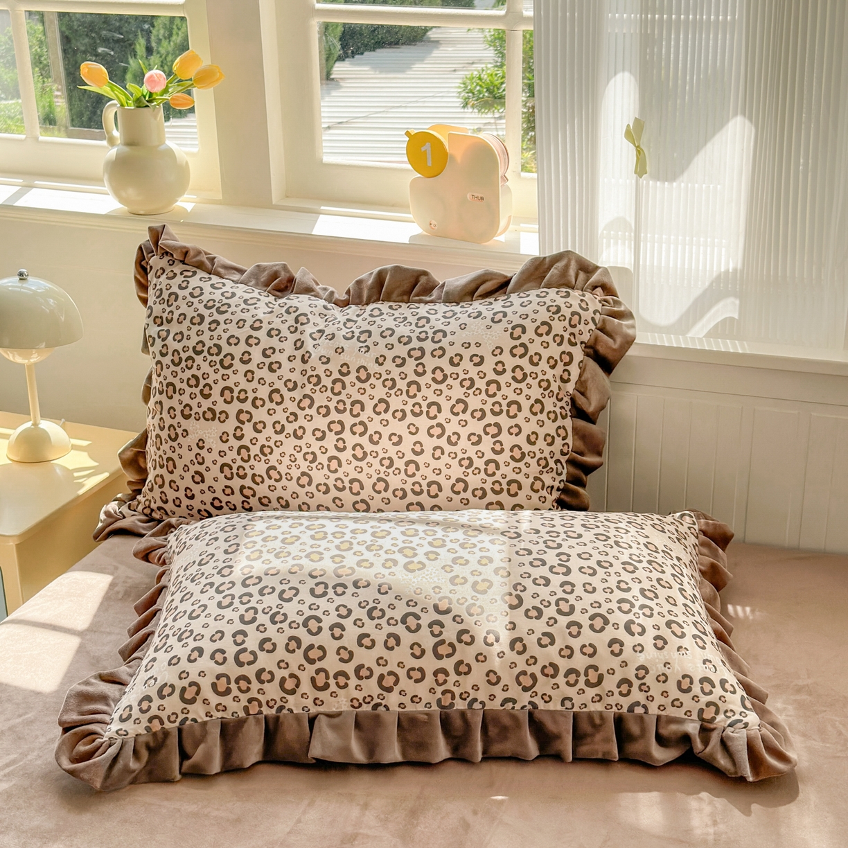 91家纺网 家纺一手货源 找家纺 淑女公社家纺 2025秋冬新款纯棉双层纱加韩国绒四件套 甜酷女孩 咖