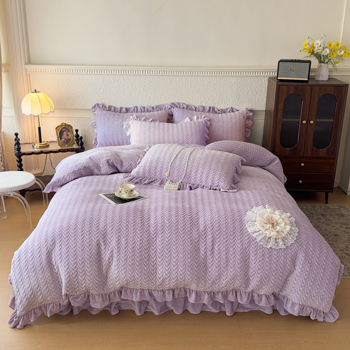 乐嘉盈2025年新款纯色刺绣床裙款牛奶绒四件套-云栖 云栖-紫