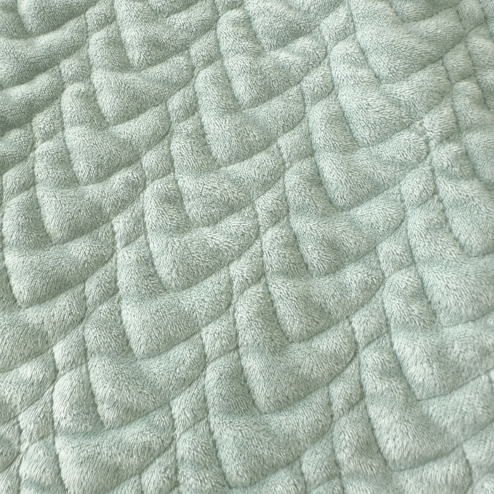 91家纺网 家纺一手货源 找家纺 乐嘉盈2025年新款纯色刺绣床裙款牛奶绒四件套-云栖 云栖-绿