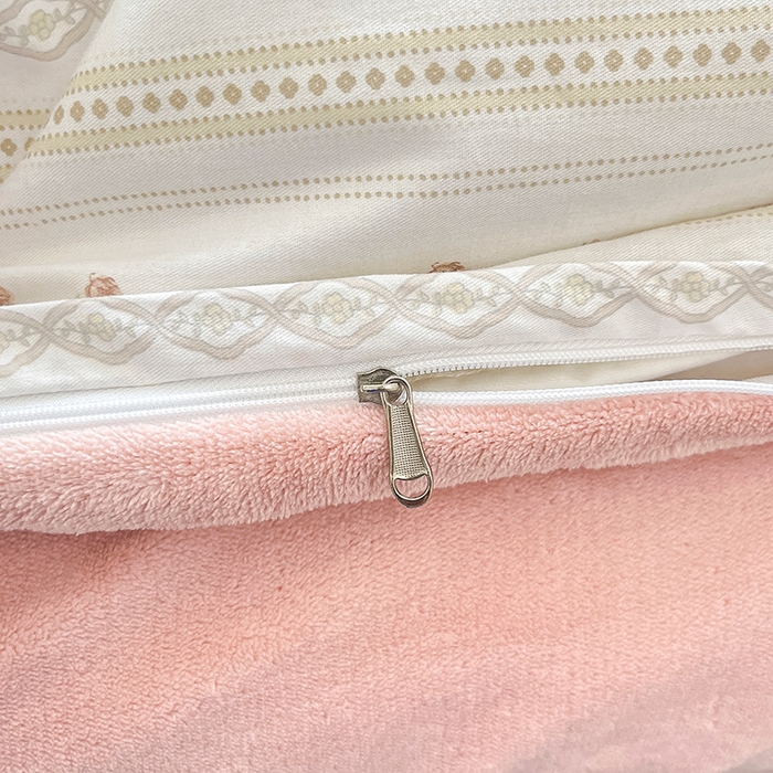 91家纺网 家纺一手货源 找家纺 瑞莱 2025新款秋冬网红款棉加绒四件套 小公举