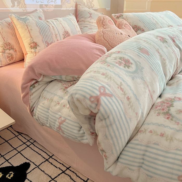 91家纺网 家纺一手货源 找家纺 （总）瑞莱 2025新款A类200克高克重秋冬印花牛奶绒四件套-卡通系列