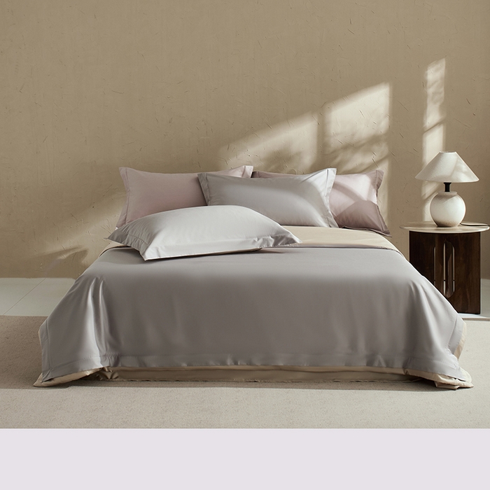 91家纺网 家纺一手货源 找家纺 LADYCOCO可可家居 2025新款三开口贡缎夹棉四件套 优易套/U易套 三开口被套，唯一专利发明单位，全球专利布局（控价不低于410元） 浅灰+卡其