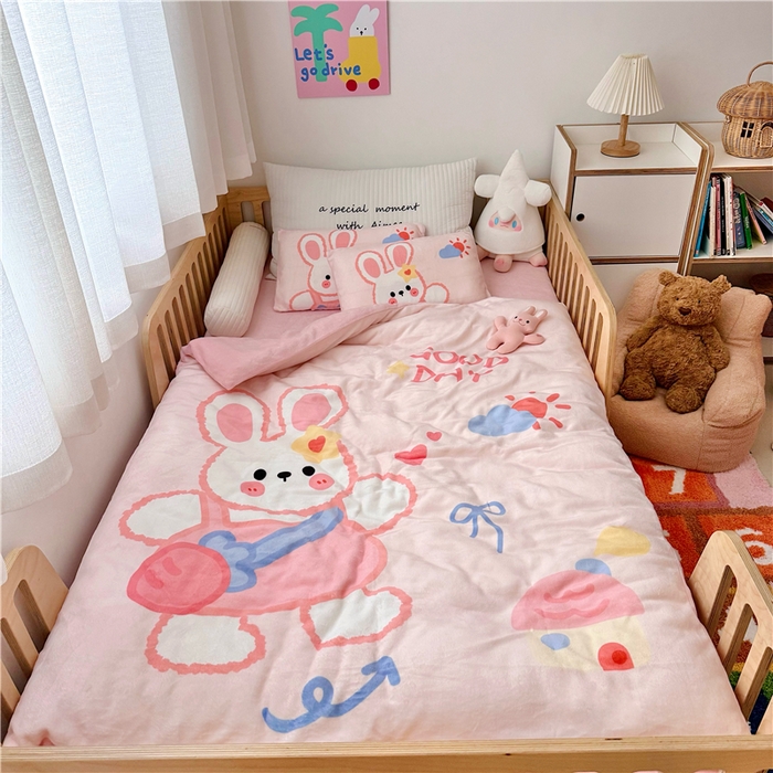 91家纺网 家纺一手货源 找家纺 （总）萌宝家纺 2025新款大版牛奶绒被套加厚保暖儿童三件套-萌宠系列
