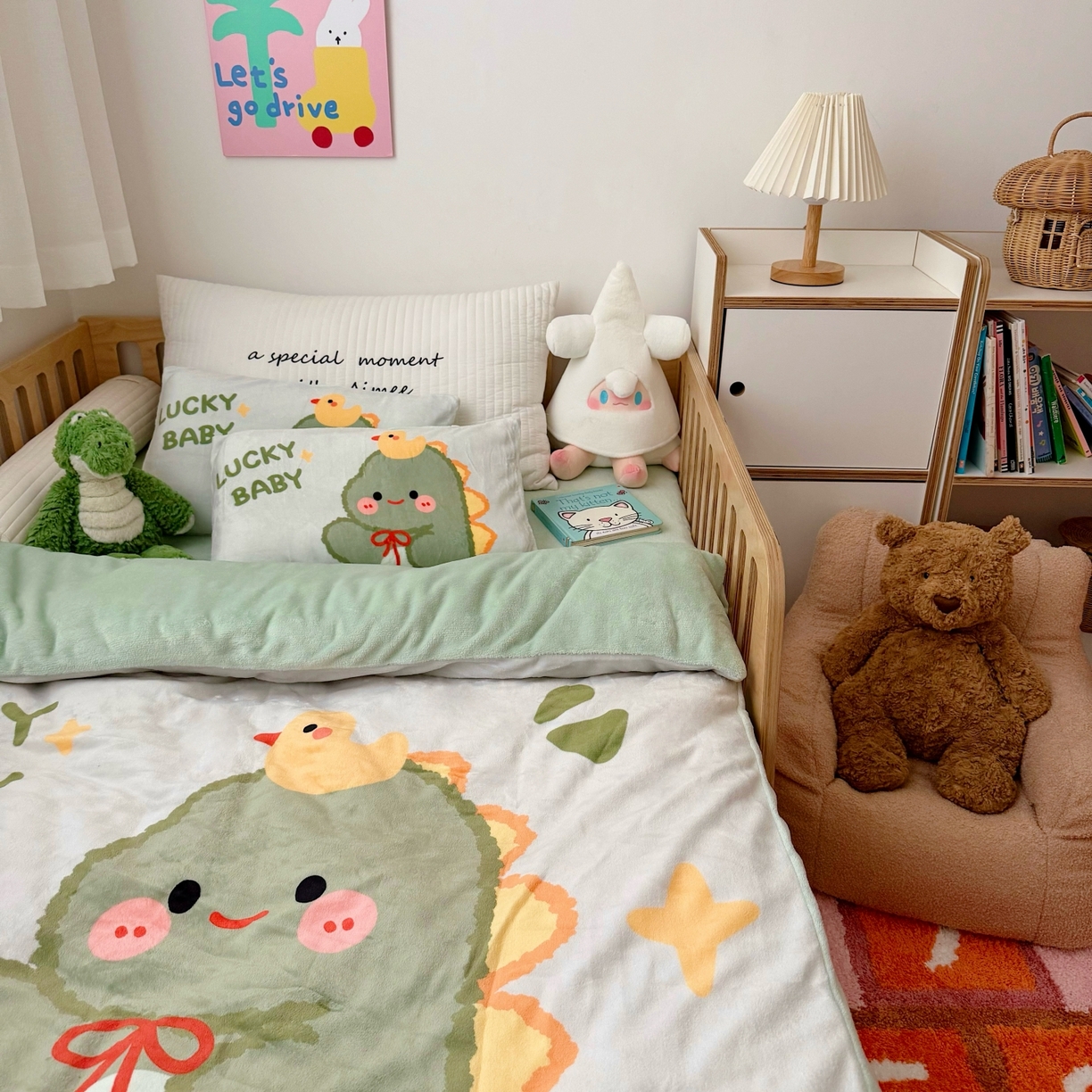 91家纺网 家纺一手货源 找家纺 （总）萌宝家纺 2025新款大版牛奶绒被套加厚保暖儿童三件套-萌宠系列