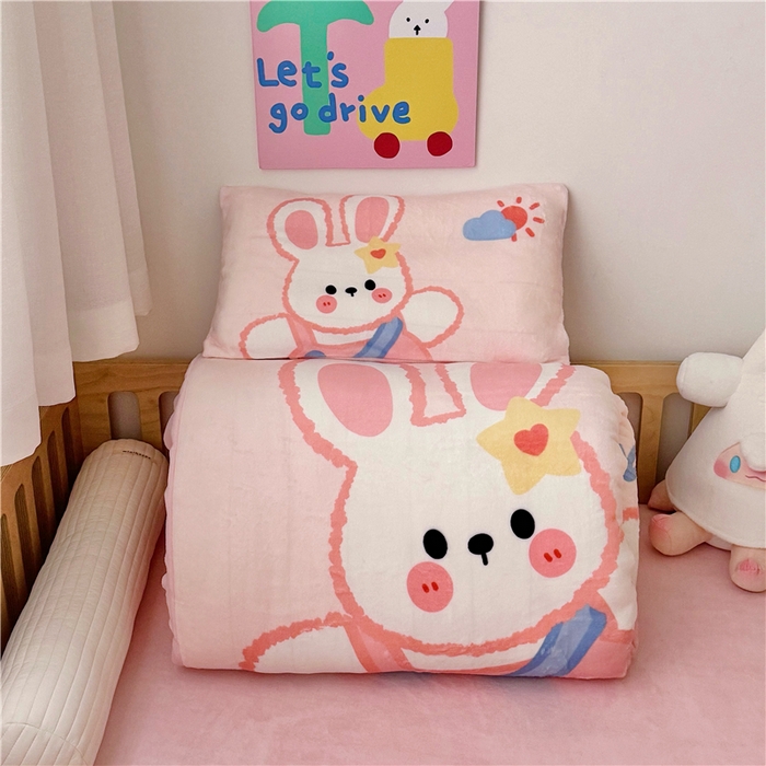 91家纺网 家纺一手货源 找家纺 萌宝家纺 2025新款大版牛奶绒被套加厚保暖儿童三件套-萌宠系列 小兔子