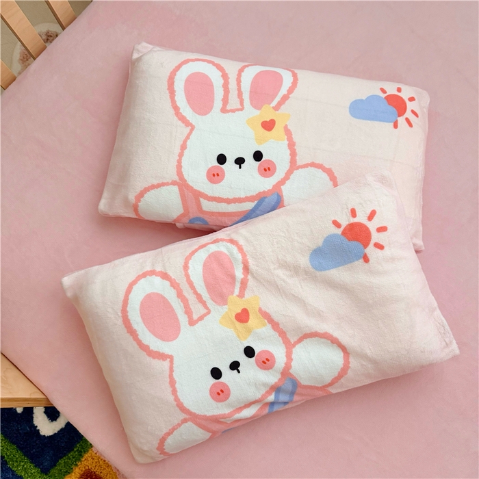 91家纺网 家纺一手货源 找家纺 萌宝家纺 2025新款大版牛奶绒被套加厚保暖儿童三件套-萌宠系列 小兔子