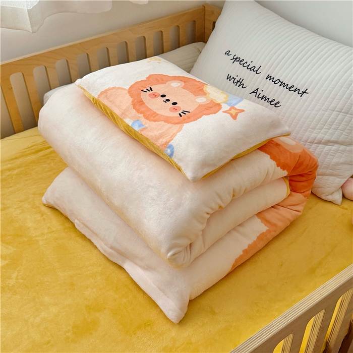 91家纺网 家纺一手货源 找家纺 萌宝家纺 2025新款大版牛奶绒被套加厚保暖儿童三件套-萌宠系列 小狮子