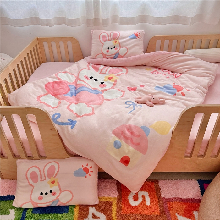 91家纺网 家纺一手货源 找家纺 萌宝家纺 2025新款大版牛奶绒被套加厚保暖儿童三件套-萌宠系列 小兔子