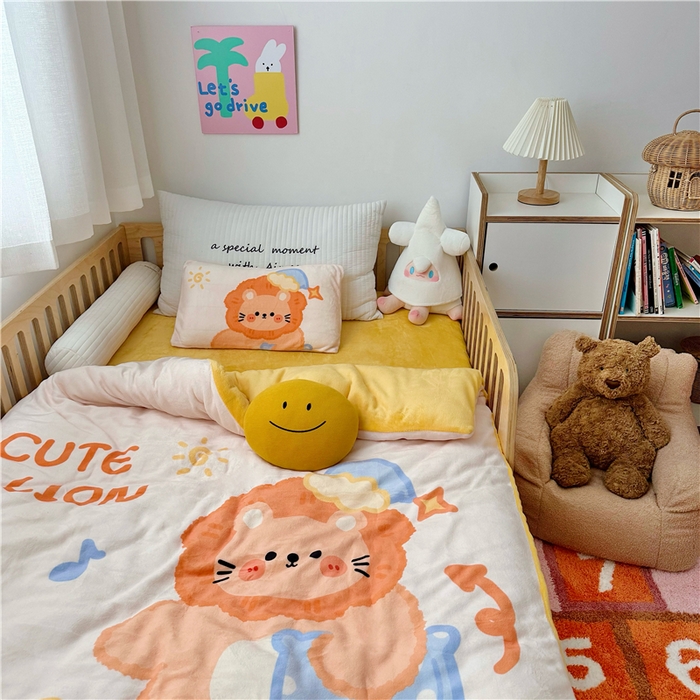 91家纺网 家纺一手货源 找家纺 萌宝家纺 2025新款大版牛奶绒被套加厚保暖儿童三件套-萌宠系列 小狮子