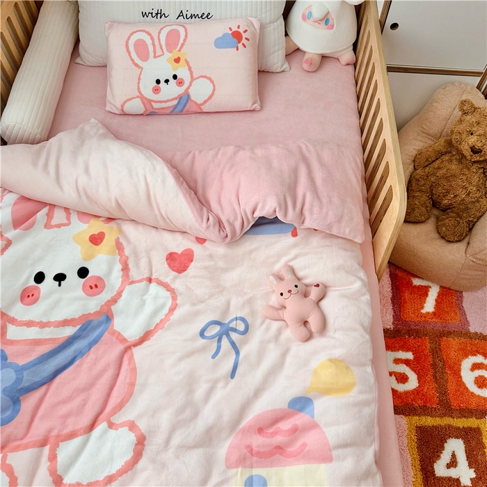 91家纺网 家纺一手货源 找家纺 萌宝家纺 2025新款大版牛奶绒被套加厚保暖儿童三件套-萌宠系列 小兔子
