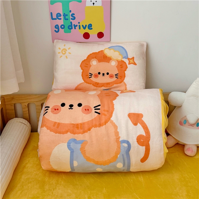 91家纺网 家纺一手货源 找家纺 萌宝家纺 2025新款大版牛奶绒被套加厚保暖儿童三件套-萌宠系列 小狮子