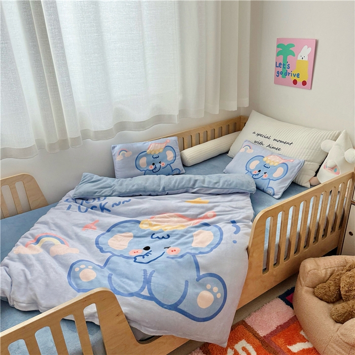 91家纺网 家纺一手货源 找家纺 萌宝家纺 2025新款大版牛奶绒被套加厚保暖儿童三件套-萌宠系列 小象