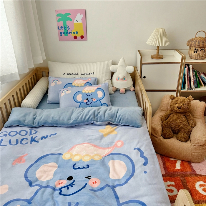 91家纺网 家纺一手货源 找家纺 萌宝家纺 2025新款大版牛奶绒被套加厚保暖儿童三件套-萌宠系列 小象