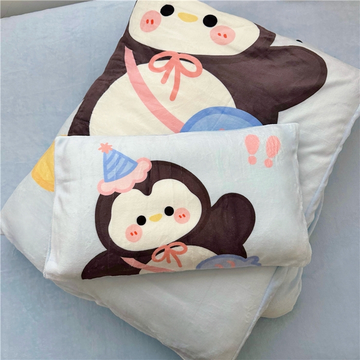 91家纺网 家纺一手货源 找家纺 萌宝家纺 2025新款大版牛奶绒被套加厚保暖儿童三件套-萌宠系列 小企鹅