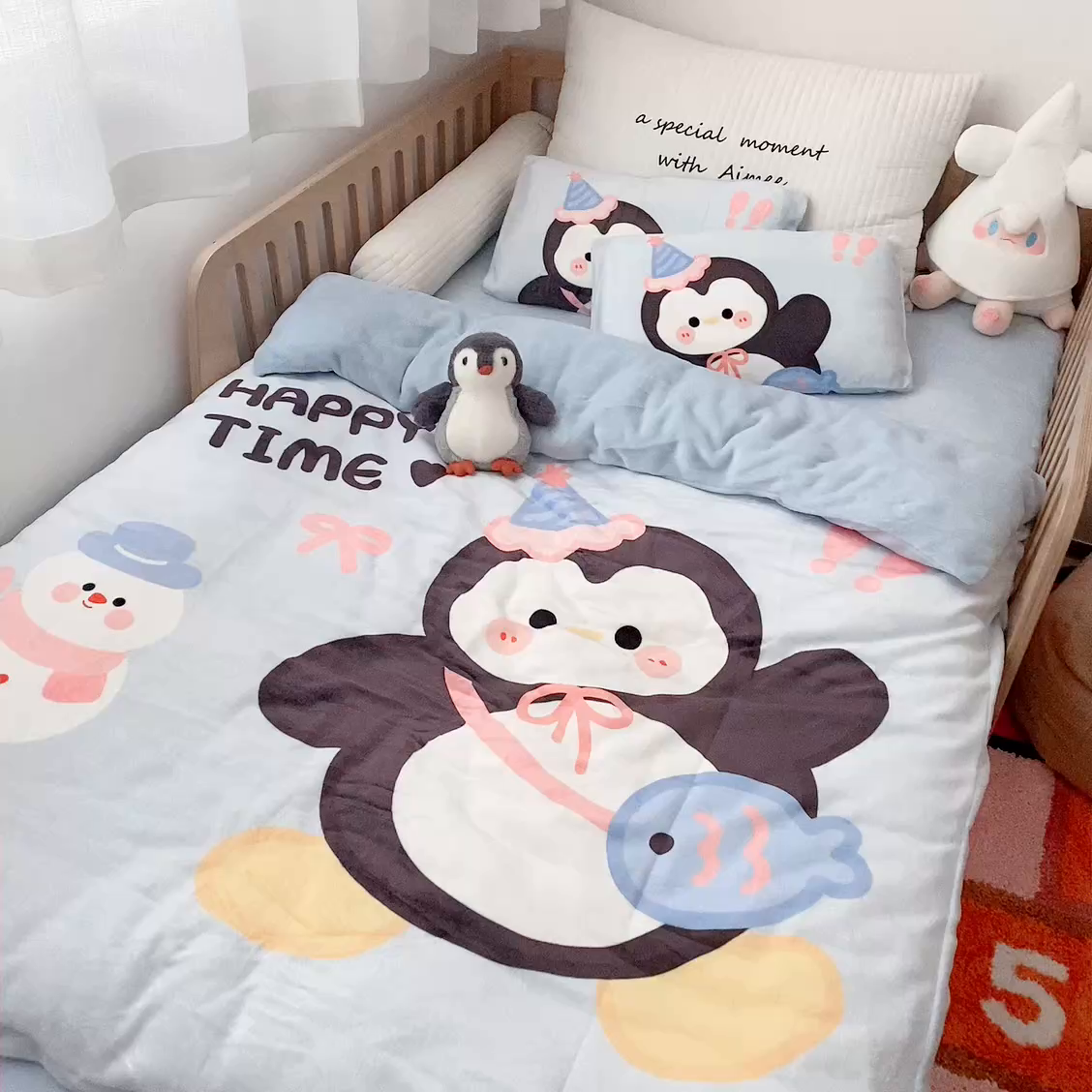 91家纺网 家纺一手货源 找家纺 萌宝家纺 2025新款大版牛奶绒被套加厚保暖儿童三件套-萌宠系列 小企鹅