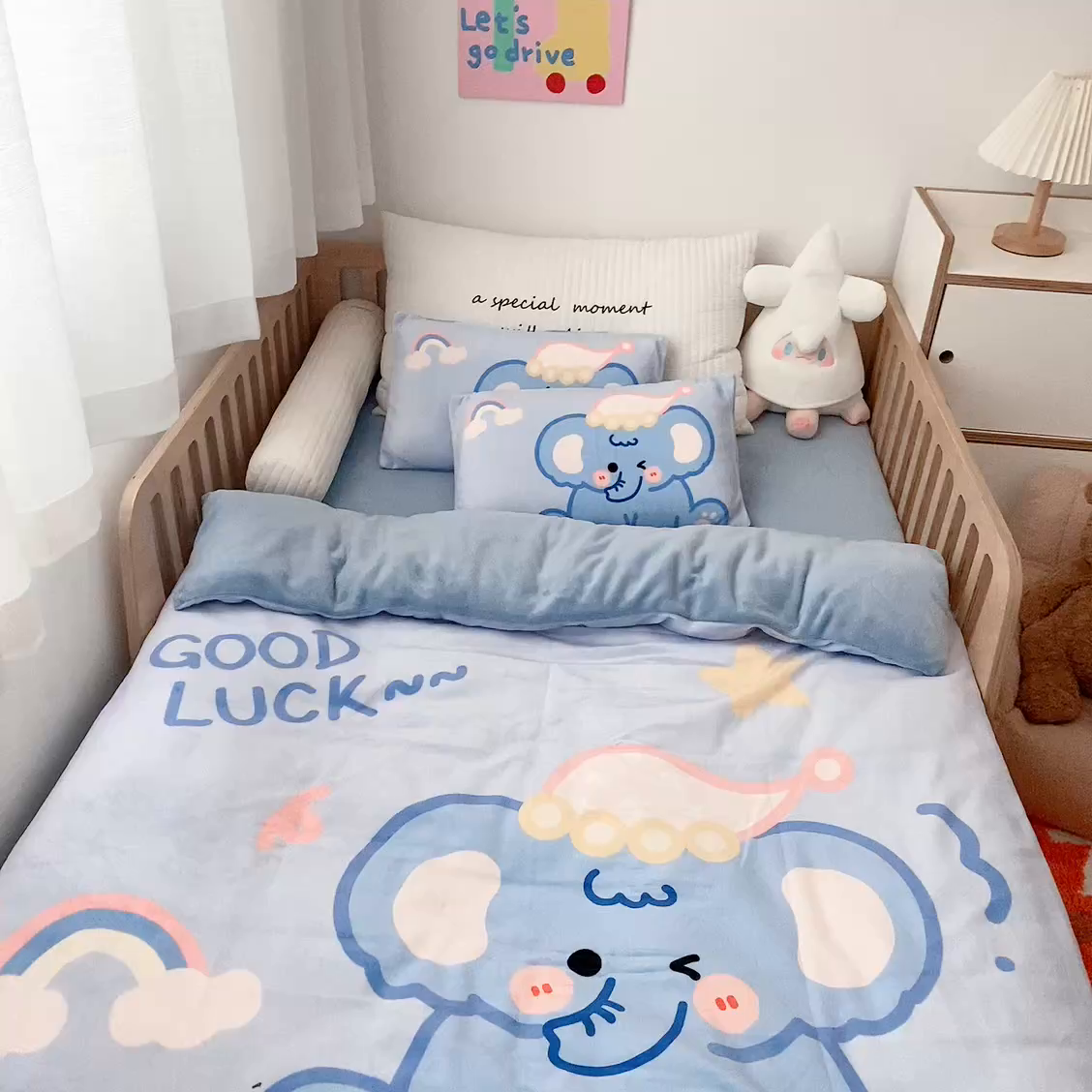 91家纺网 家纺一手货源 找家纺 萌宝家纺 2025新款大版牛奶绒被套加厚保暖儿童三件套-萌宠系列 小象