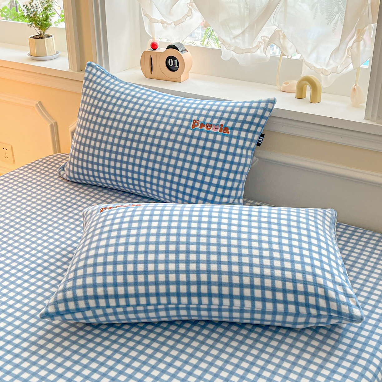 91家纺网 家纺一手货源 找家纺 乐美家纺 2025新款A类高克重贴布绣牛奶绒床笠三件套 面包熊