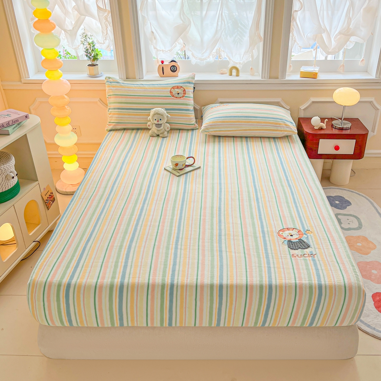 91家纺网 家纺一手货源 找家纺 乐美家纺 2025新款A类高克重贴布绣牛奶绒床笠三件套 太阳狮