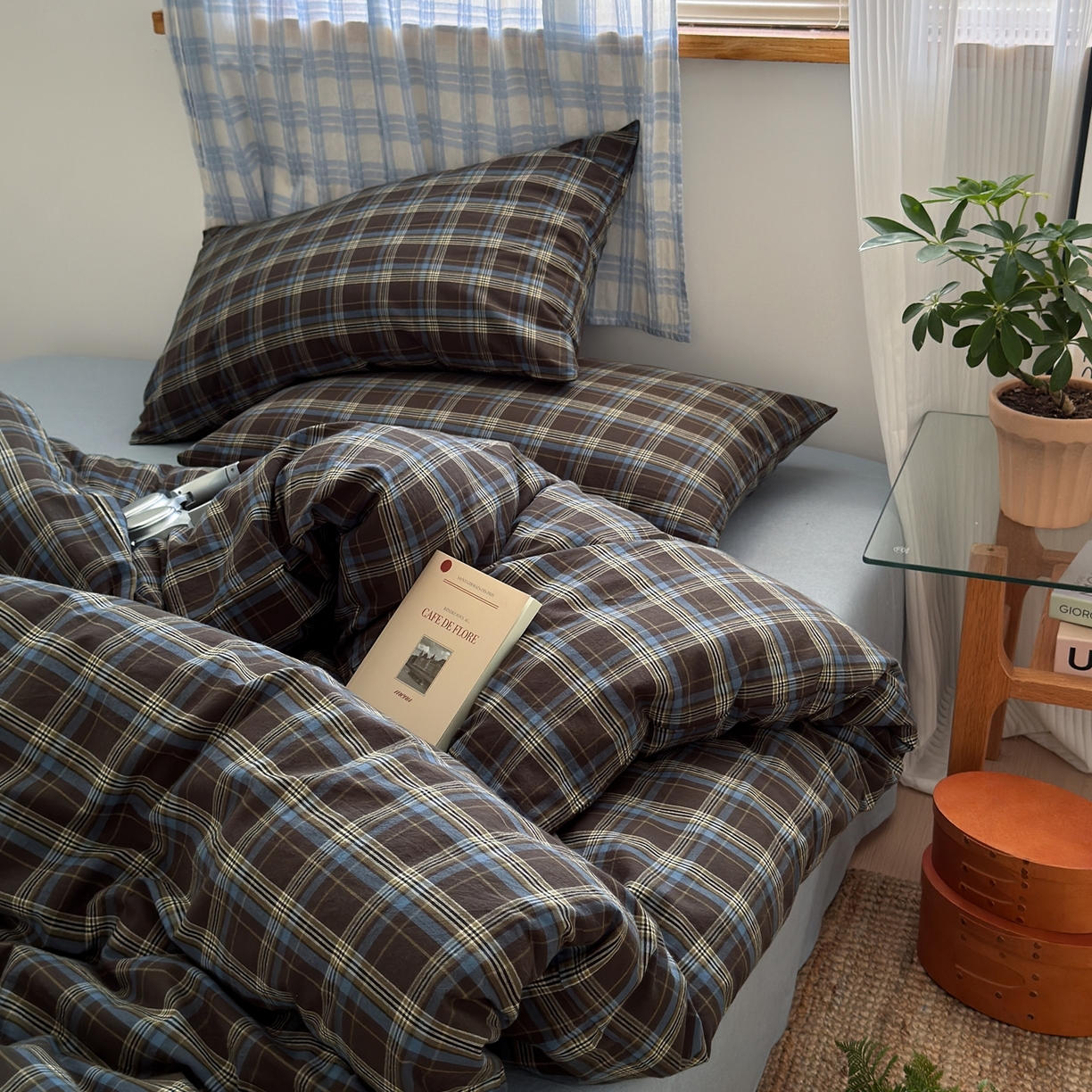 91家纺网 家纺一手货源 找家纺 玖弘家居 2025新款纯色被套格子单混搭四件套 海岸蓝格格子（格子枕套）