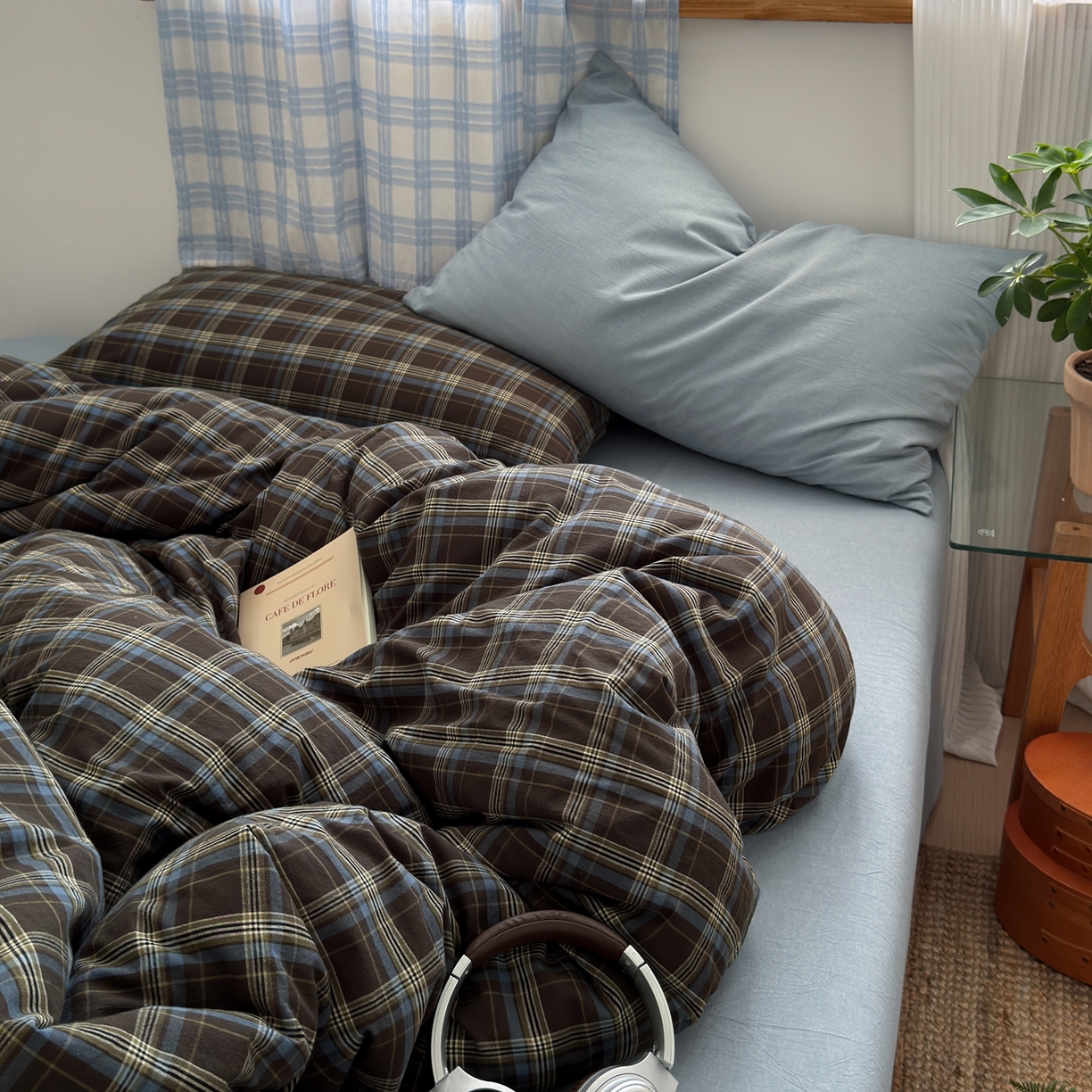 91家纺网 家纺一手货源 找家纺 玖弘家居 2025新款纯色被套格子单混搭四件套 海岸蓝格格子（枕套格子+浅蓝）