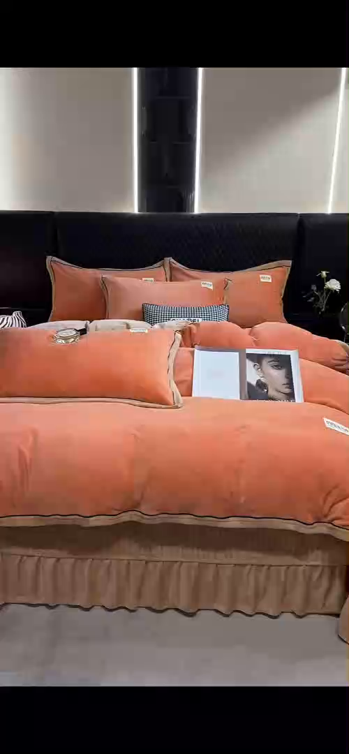 91家纺网 家纺一手货源 找家纺 芷卧 2025新款高克重牛奶绒四件套床盖款 马亚尔-爱桔