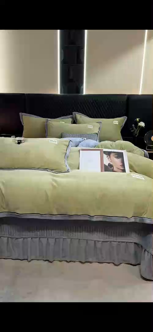 91家纺网 家纺一手货源 找家纺 芷卧 2025新款高克重牛奶绒四件套床盖款 马亚尔-青绿