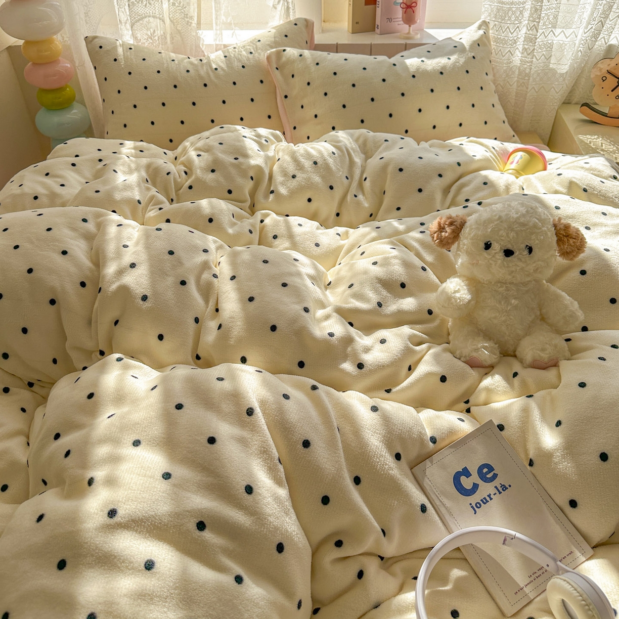 91家纺网 家纺一手货源 找家纺 老K (原美阁） 2025新款牛奶绒简约款四件套小清新牛奶绒床单款床笠款 简约款牛奶绒-波点芝士粉