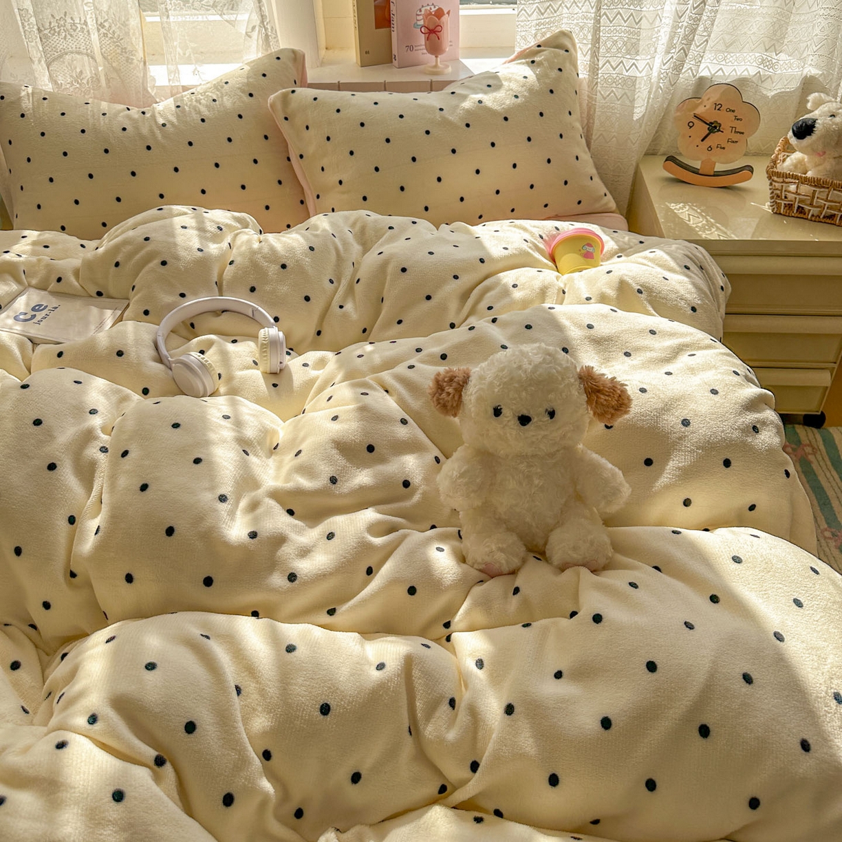 91家纺网 家纺一手货源 找家纺 老K (原美阁） 2025新款牛奶绒简约款四件套小清新牛奶绒床单款床笠款 简约款牛奶绒-波点芝士粉