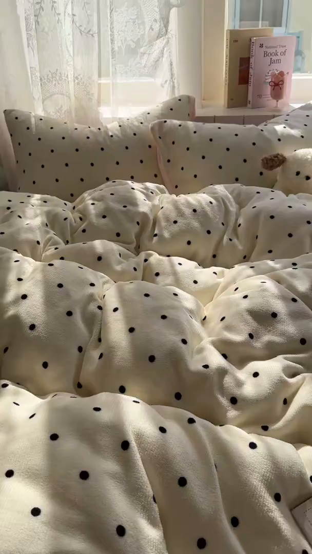 91家纺网 家纺一手货源 找家纺 （总）老K (原美阁） 2025新款牛奶绒简约款四件套小清新牛奶绒床单款床笠款