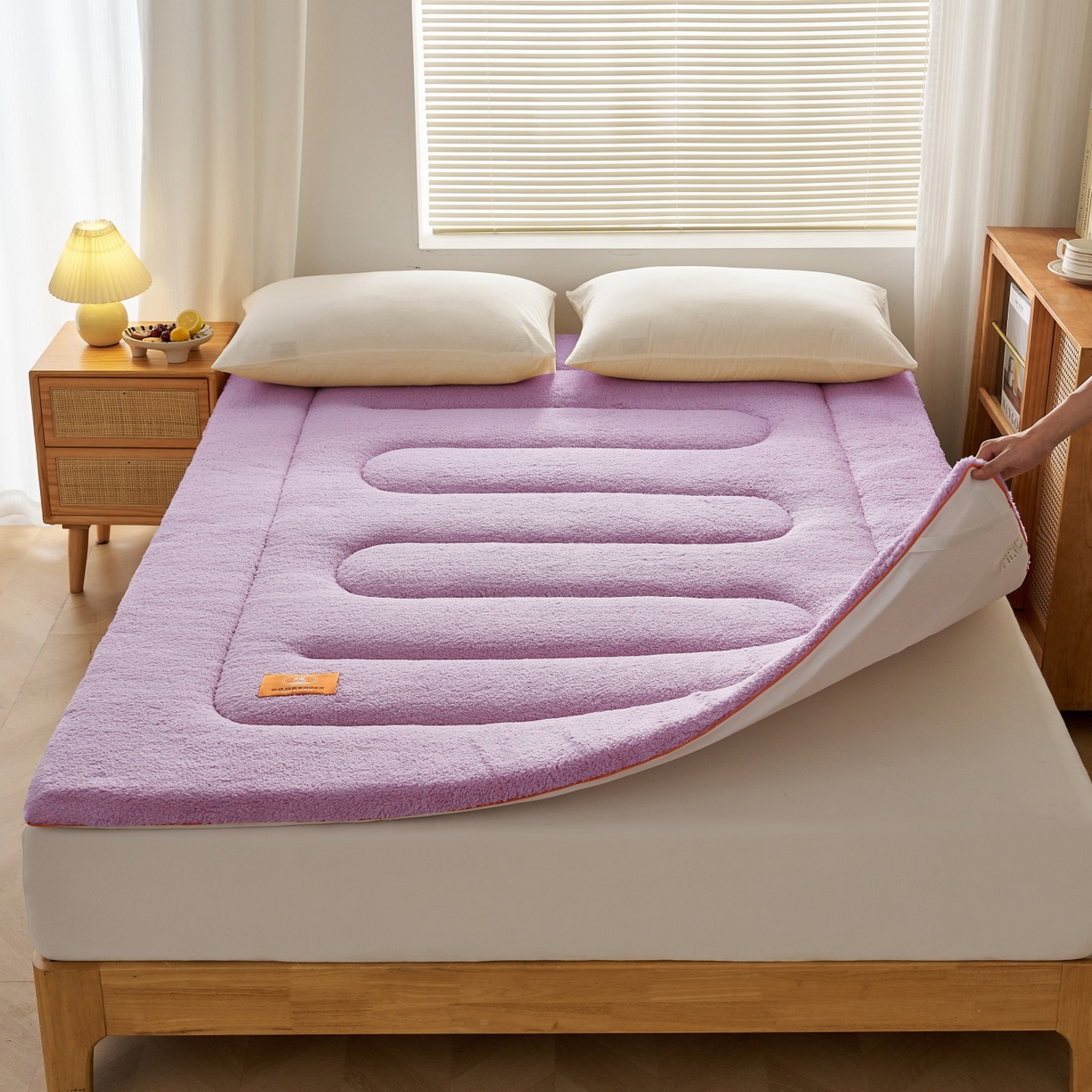 91家纺网 家纺一手货源 找家纺 2025新款加厚保暖羊羔绒加厚床褥床垫羊羔绒床垫-大床图 羊羔绒加厚床褥-淡雅紫