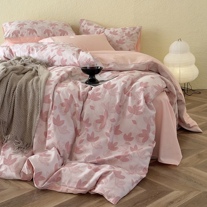 91家纺网 家纺一手货源 找家纺 琪格格纺织 2025新款全棉A类色织三层纱提花四件套 三层纱 枫韵-柔玉